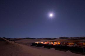 Отель Desert Candles camp  Мхамид